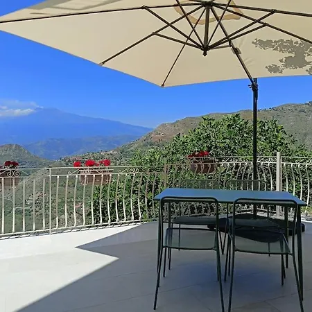 Intero Casa Mylai
